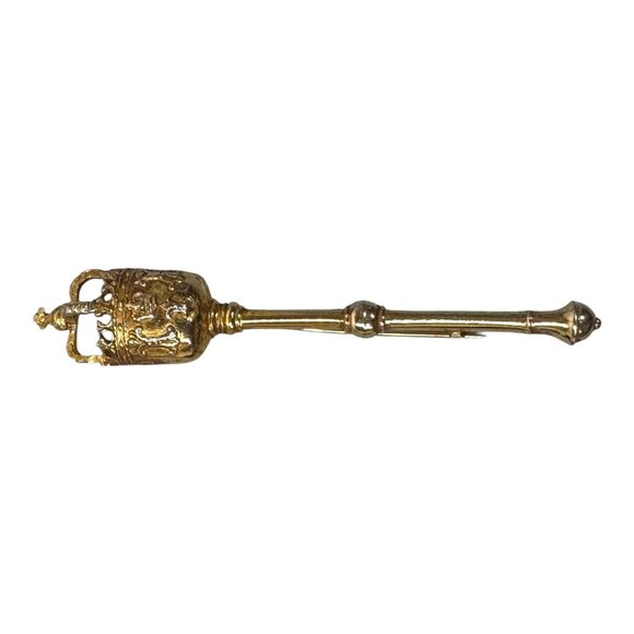 Vintage 3 1/4" Signed Alva Studios Regal Royal Queen Crown Scepter Brooch Pin - Picture 1 of 5
